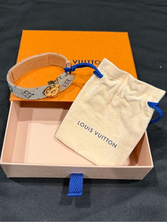 Louis Vuitton Jewelry - Louis Vuitton Mini Lin Monogram Good Luck Wish Bracelet Gold Flower Clasp